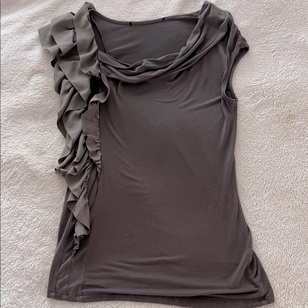 Elegant Gray Ruffle Sleeveless Top